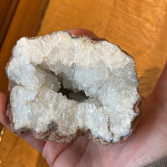 Natural geode/bookend/decor accent - Picture 5 of 10